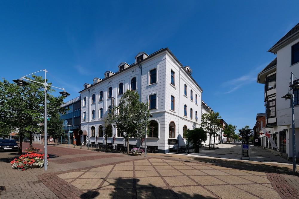 Phonix Hotel Bronderslev