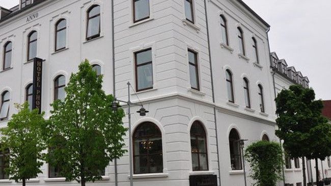 Phonix 3* Bronderslev